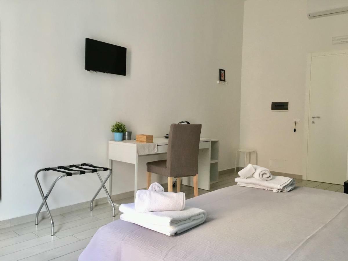Torrearsa 17 Bed and Breakfast Trapani Buitenkant foto
